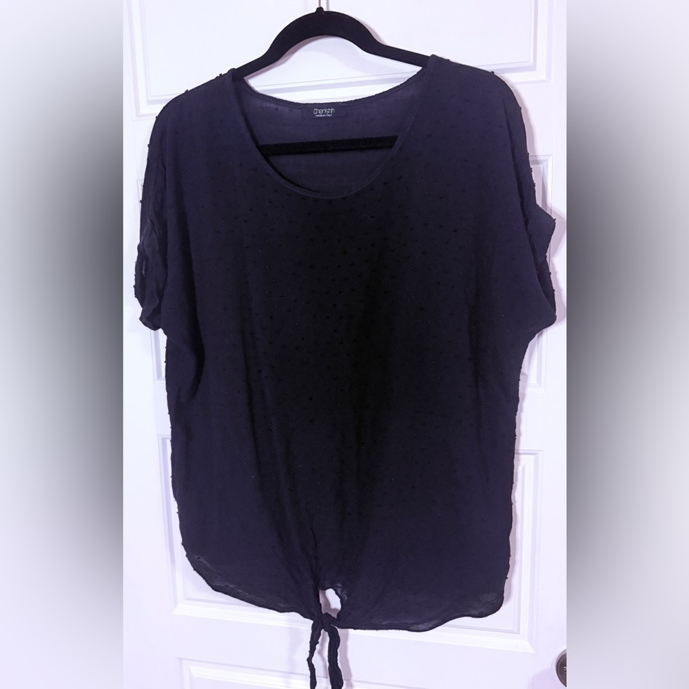 Soft lightweight Cherish Black Top size large